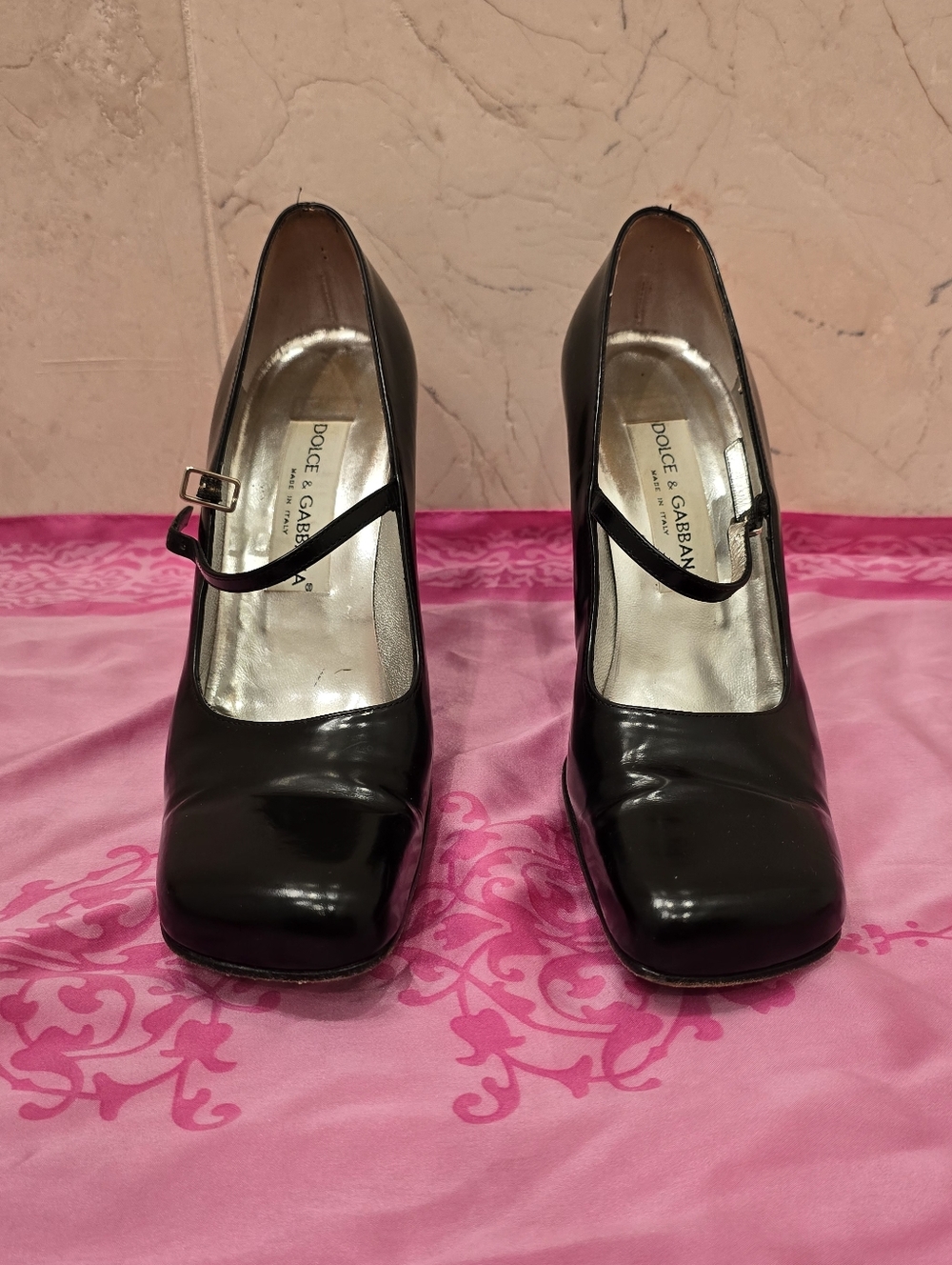 Dolce & Gabbana Leather Vintage mary jane classic square toe Block Heel 37.5